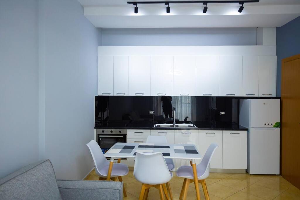 Apartment In Vlore Kejvi Eksteriør bilde